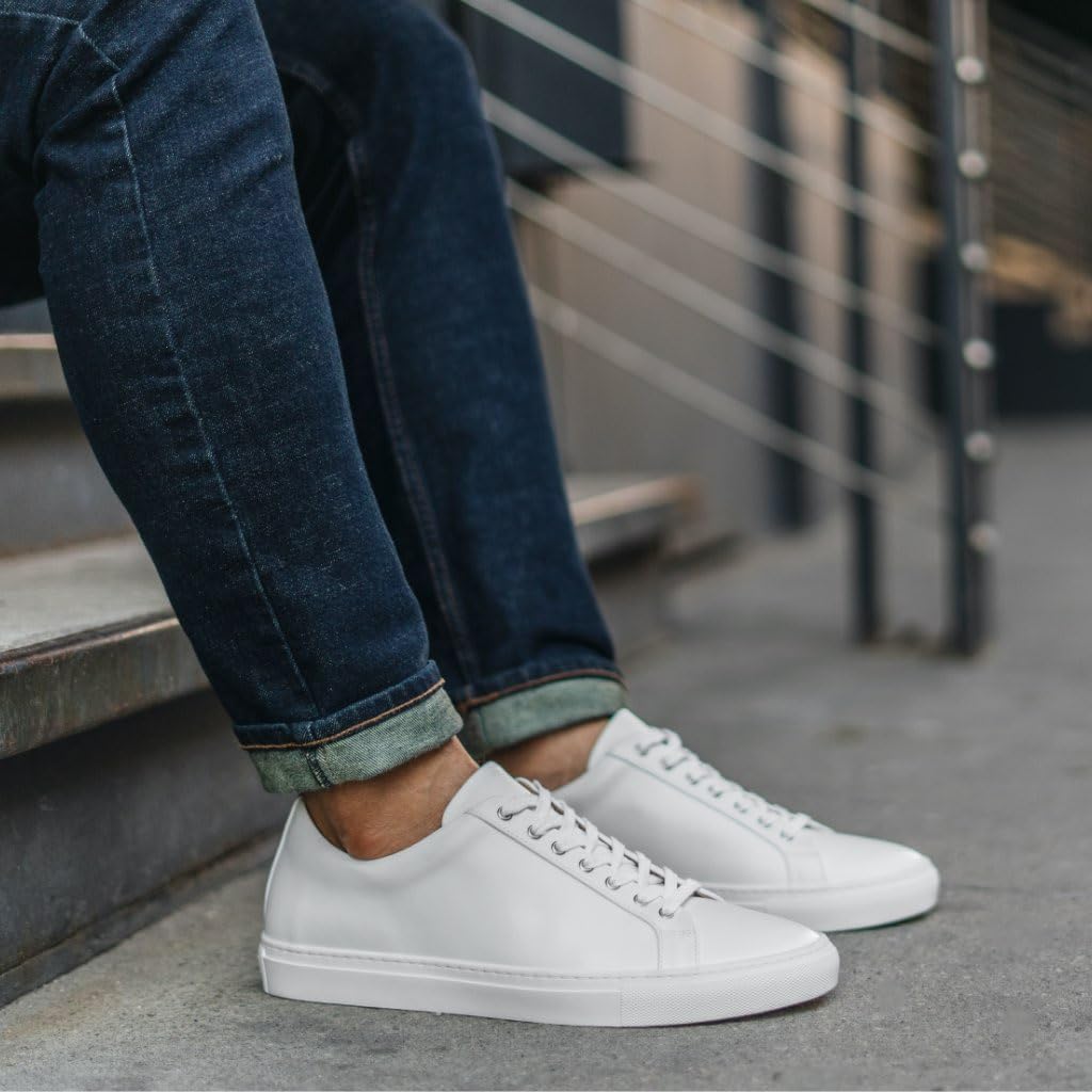 Low Top Men's Lace-up Sneakers